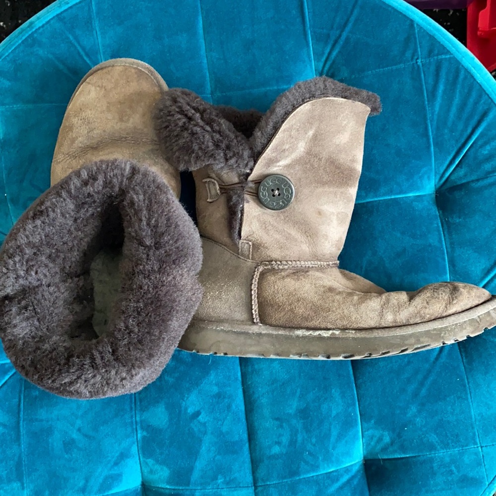 Brown Bailey Button UGG boots